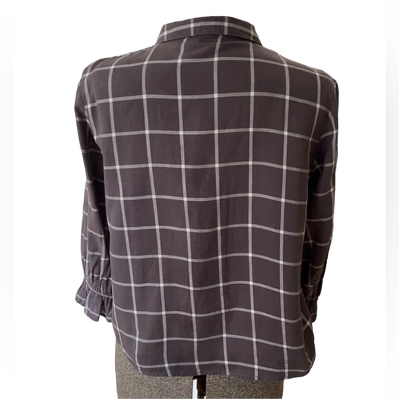 H&M Divided Geometric Button-down blouse grey & white plaid size 2 - Picture 4 of 11